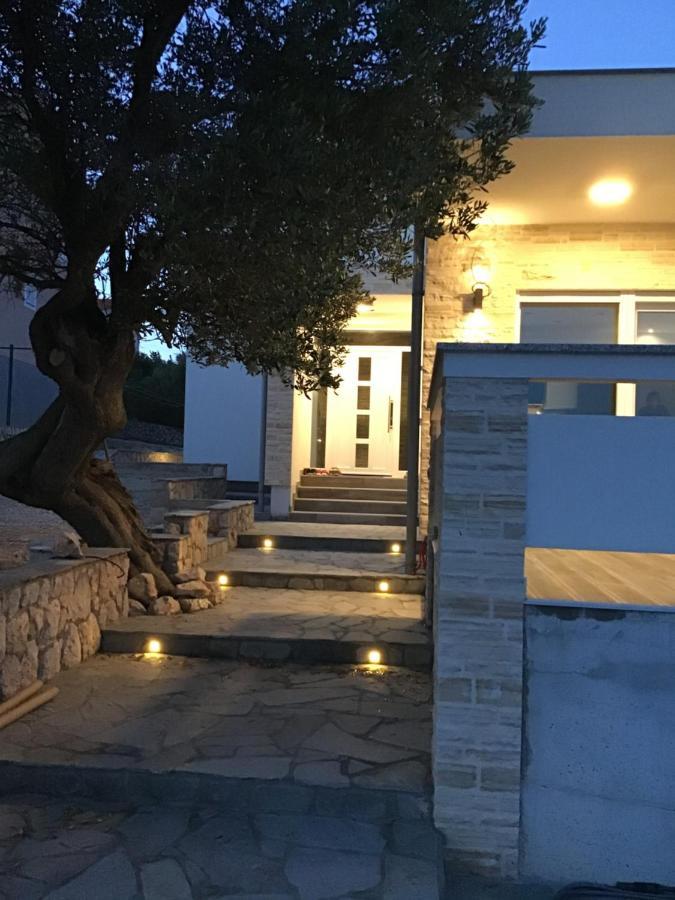 Moderner Bungalow Mit Meerblick Lun  Exteriör bild