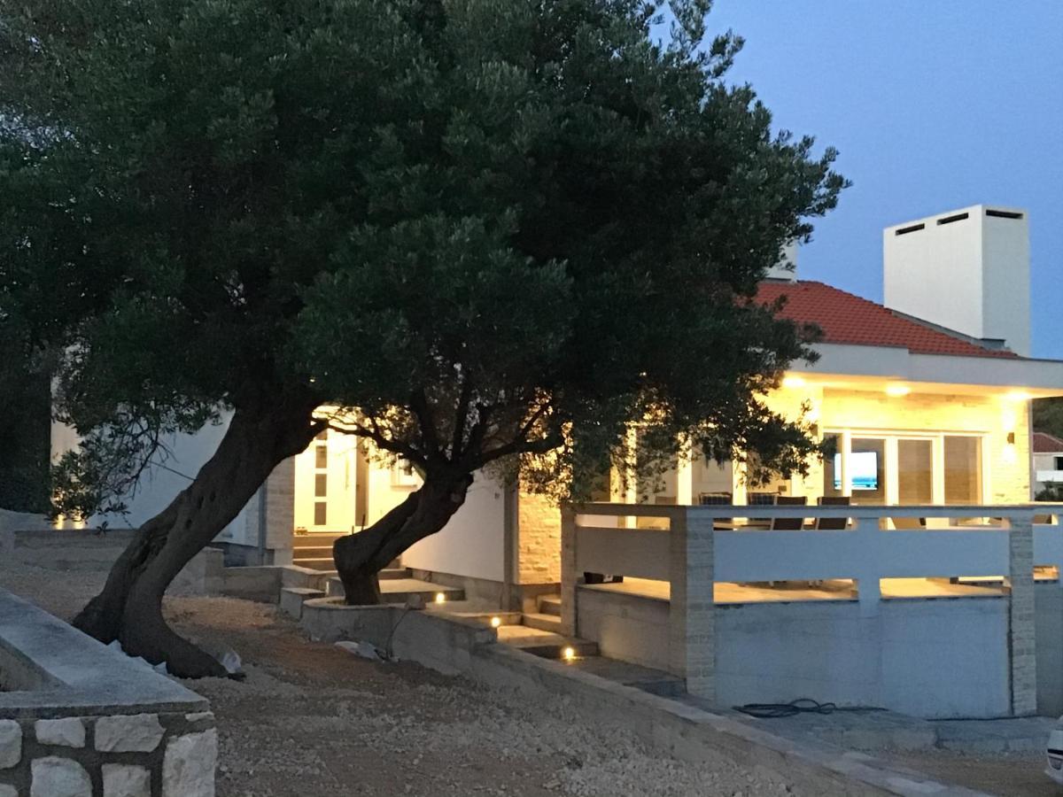 Moderner Bungalow Mit Meerblick Lun  Exteriör bild