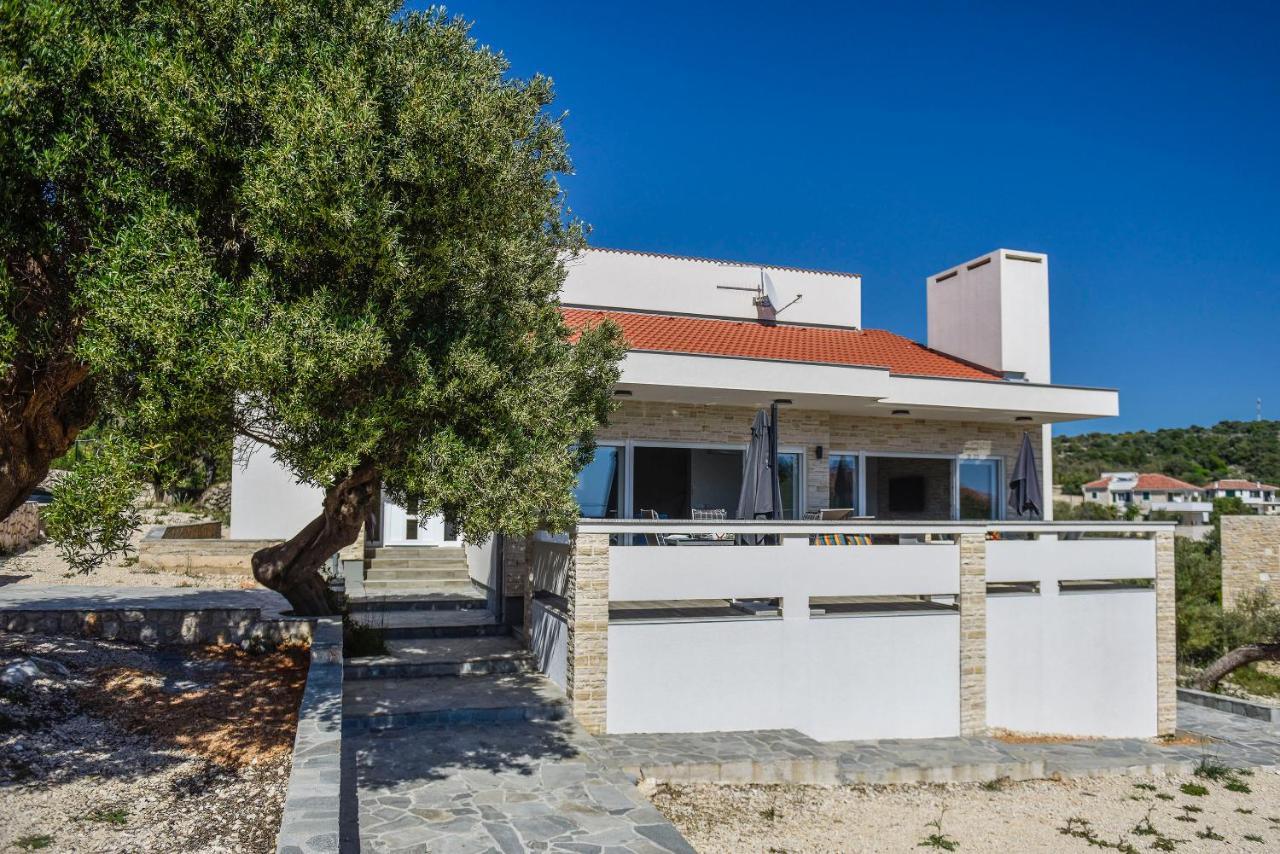 Moderner Bungalow Mit Meerblick Lun  Exteriör bild