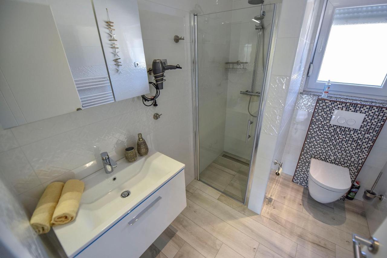 Moderner Bungalow Mit Meerblick Lun  Exteriör bild