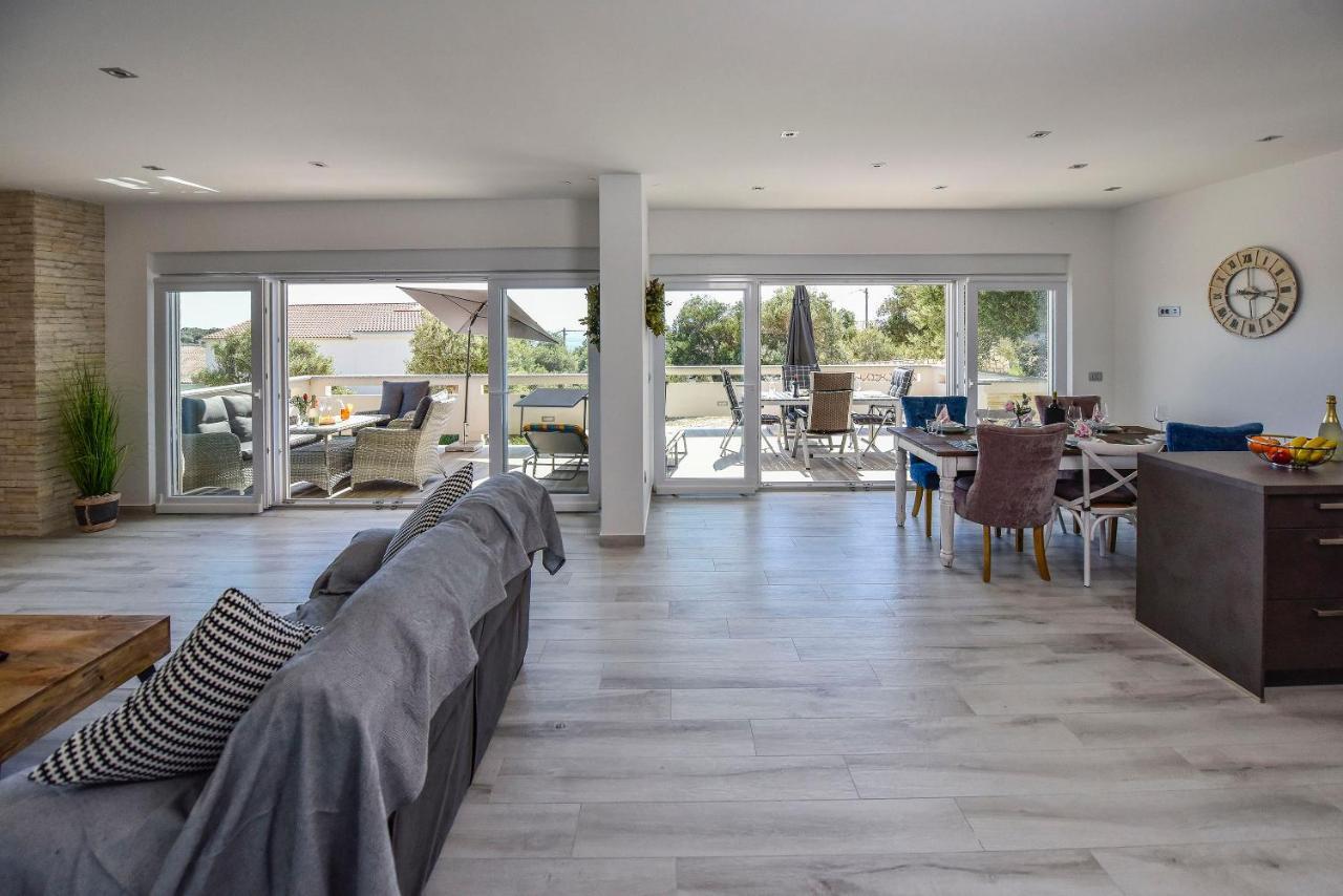 Moderner Bungalow Mit Meerblick Lun  Exteriör bild