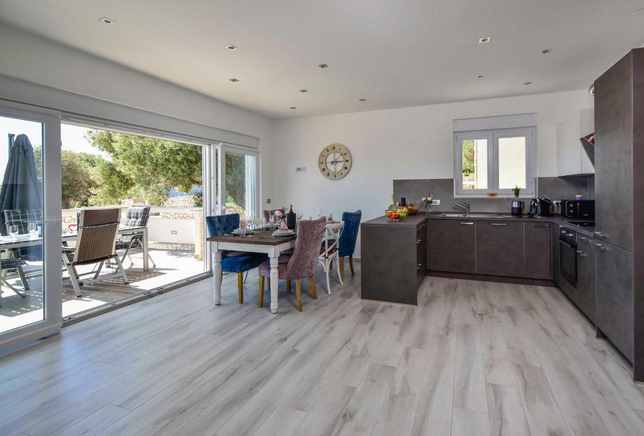 Moderner Bungalow Mit Meerblick Lun  Exteriör bild